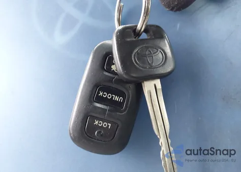 2005 Toyota Camry Le from USA, damaged, VIN 4T1BE32K85U985749